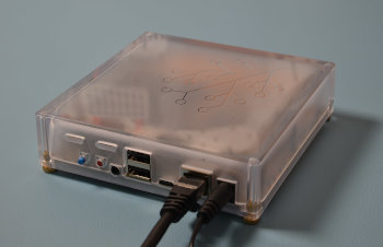 Connecting the power cable to the device